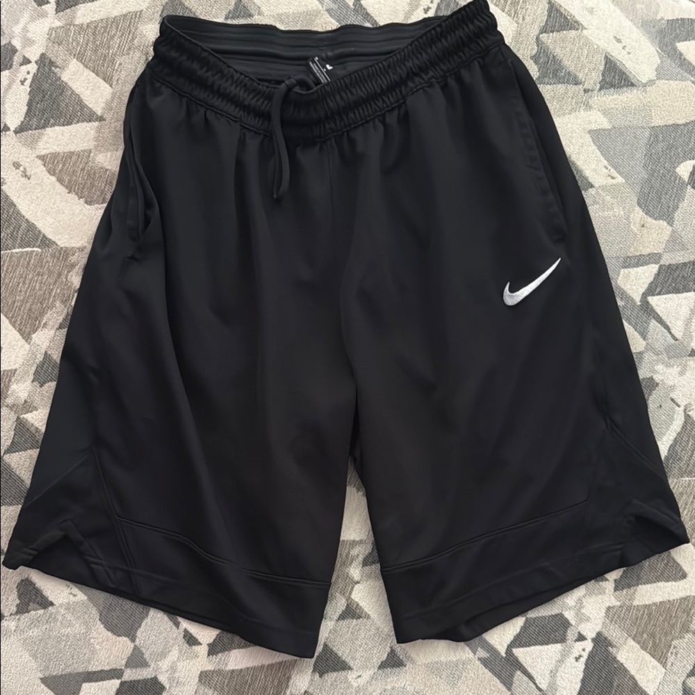 Nike Black Athletic Shorts Lightweight Performance